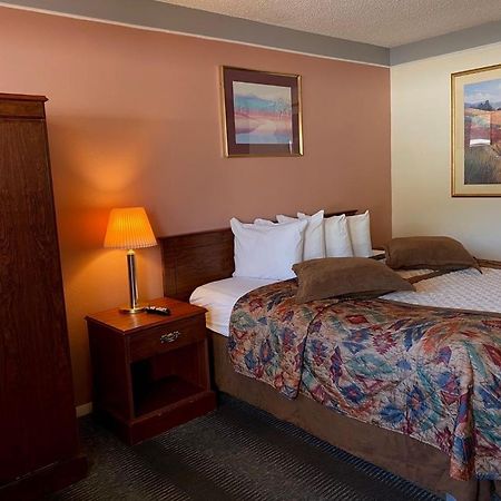 Value Lodge Inn Делта Екстериор снимка