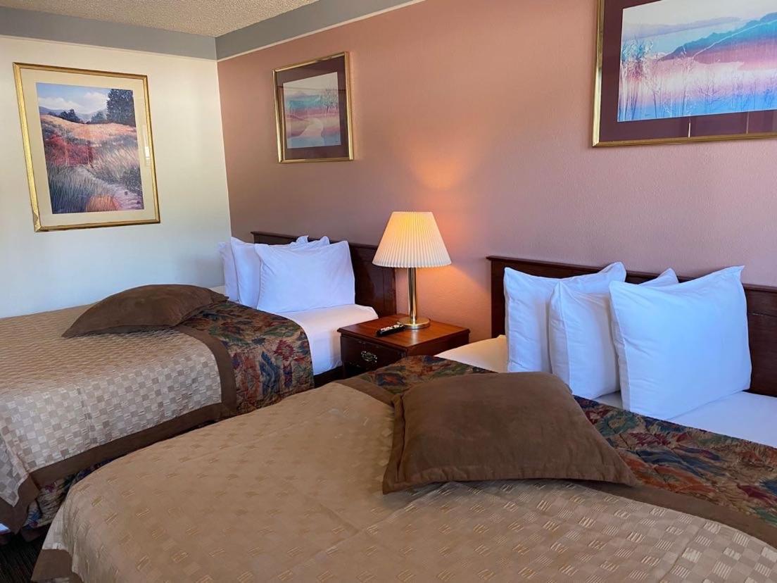 Value Lodge Inn Делта Екстериор снимка